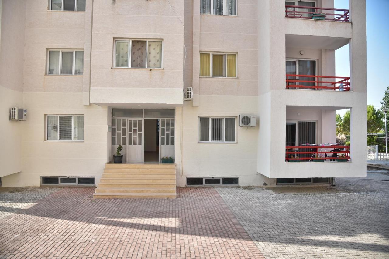 Flowers Apartments Golem  Bagian luar foto