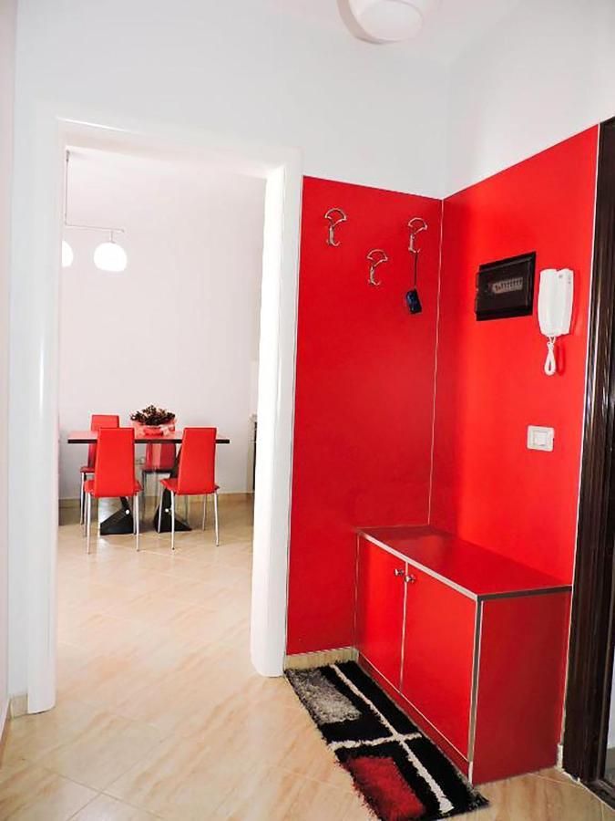 Flowers Apartments Golem  Bagian luar foto